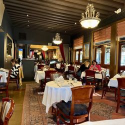 Alborz Restaurant - Left-wing dining area.