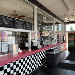 The Star Drive-In - Inside