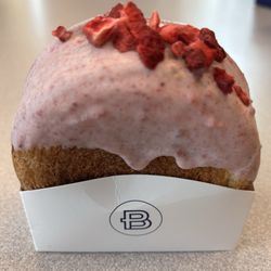 Paris Baguette - Strawberry Supreme Croissant