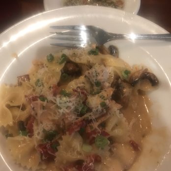 Johnny Carino's - Spicey Ramano chicken - Italian Near Me - Waxahachie, Texas Johnny Carino's - Spicey Ramano chicken - Italian Near Me - Waxahachie, Texas