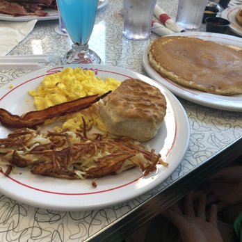 Sunliner Diner - Kids Breakfast - Diners Near Me - Pigeon Forge, Tennessee Sunliner Diner - Kids Breakfast - Diners Near Me - Pigeon Forge, Tennessee