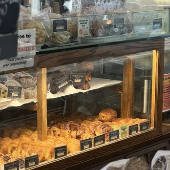 Cream Pan - pastry - Bakeries Near Me - Tustin, California Cream Pan - pastry - Bakeries Near Me - Tustin, California