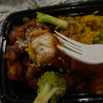 New Fuleen Palace Restaurant - White meat sesame chicken - Chinese Near Me - Howard Beach, New York New Fuleen Palace Restaurant - White meat sesame chicken - Chinese Near Me - Howard Beach, New York