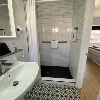 Viking Inn - Room 7 - Hotels Near Me - Solvang, California Viking Inn - Room 7 - Hotels Near Me - Solvang, California