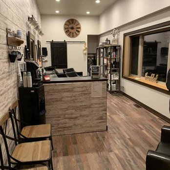 Trina's Barber & Design - Barbers Near Me - Kaukauna, Wisconsin Trina's Barber & Design - Barbers Near Me - Kaukauna, Wisconsin