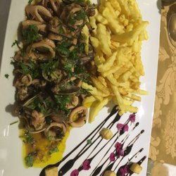 Versus Restaurante - Calimari and cilantro