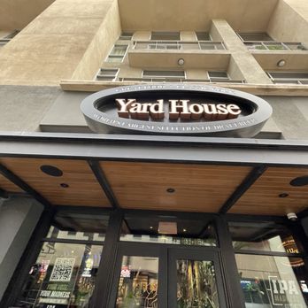 Yard House - Exterior - Vegetarian Near Me - Burbank, California Yard House - Exterior - Vegetarian Near Me - Burbank, California