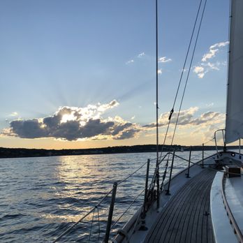 Silverlining Sailing Cruises - Boating Near Me