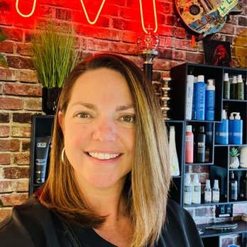 Metal & Mane Salon - Hair Salons Near Me - Manhattan Beach, California Metal & Mane Salon - Hair Salons Near Me - Manhattan Beach, California