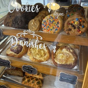 Latham Bakery - Treats - American Near Me - Canton, Texas