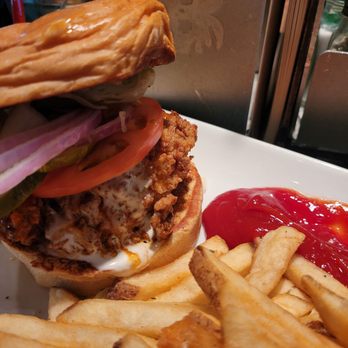 Burgatory - Robinson - Habernero chicken - Burgers Near Me - Pittsburgh, Pennsylvania Burgatory - Robinson - Habernero chicken - Burgers Near Me - Pittsburgh, Pennsylvania