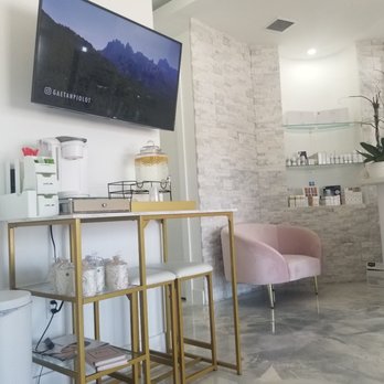 Facial Mania Med Spa - Kendall - Medical Spas Near Me - Miami, Florida