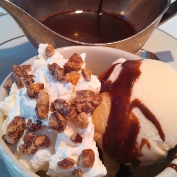 Hillstone - Gooey sundae - New American Near Me - San Francisco, California Hillstone - Gooey sundae - New American Near Me - San Francisco, California