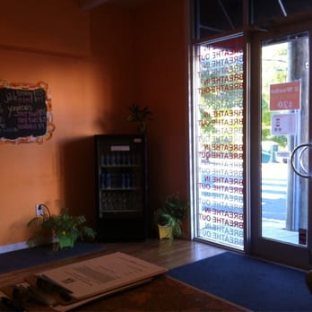 Hotbox Yoga Manayunk - View from when walking into the studio - Yoga Near Me - Philadelphia, Pennsylvania Hotbox Yoga Manayunk - View from when walking into the studio - Yoga Near Me - Philadelphia, Pennsylvania