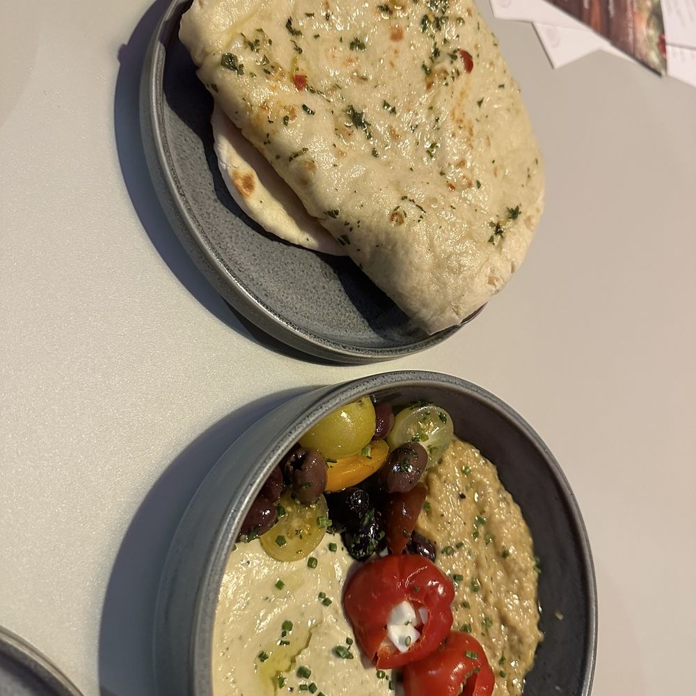 Limestone Rooftop - Hummus - Lounges Near Me - Austin, Texas
