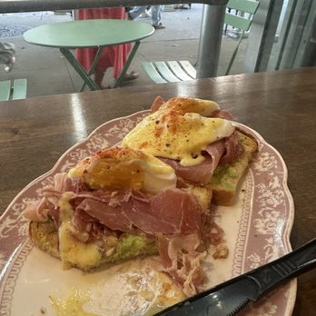 Sammy L Coffee - Prosciutto Egg and Avocado Toast - Coffee & Tea Near Me - New York, New York Sammy L Coffee - Prosciutto Egg and Avocado Toast - Coffee & Tea Near Me - New York, New York