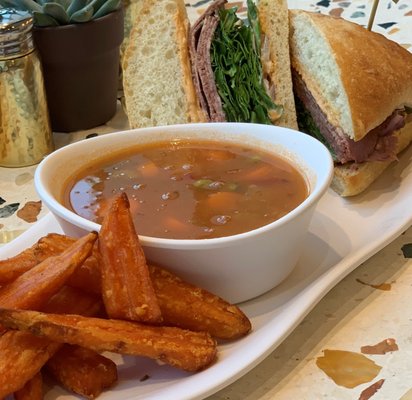 Pacific Kitchen by null