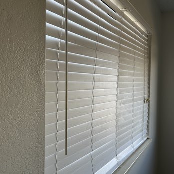 Cleaning Prodigies - Right side: prior clean
Left side: post clean - Home Cleaning Near Me - Clifton, Colorado Cleaning Prodigies - Right side: prior clean
Left side: post clean - Home Cleaning Near Me - Clifton, Colorado