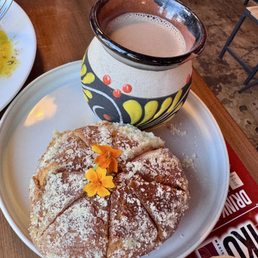 Pan de muerto & hot chocolate Pan de muerto & hot chocolate