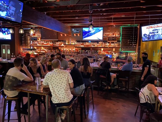 Mission Ave Bar and Grill by null