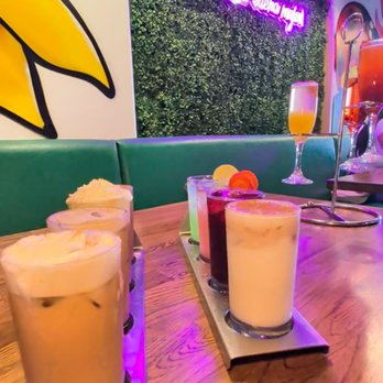 Madres Brunch - Breakfast & Brunch Near Me - Riverside, California