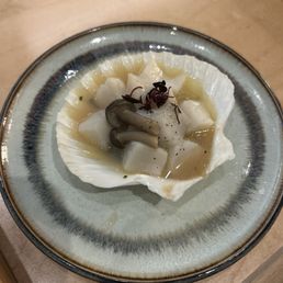 Scallop, mushroom, butter Scallop, mushroom, butter
