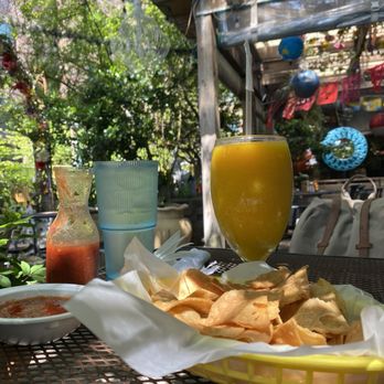 Santi's Restaurante Mexicano - Mexican Near Me - Charleston, South Carolina