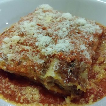 Leonessa - Lasagne - Italian Near Me - Brno, JM