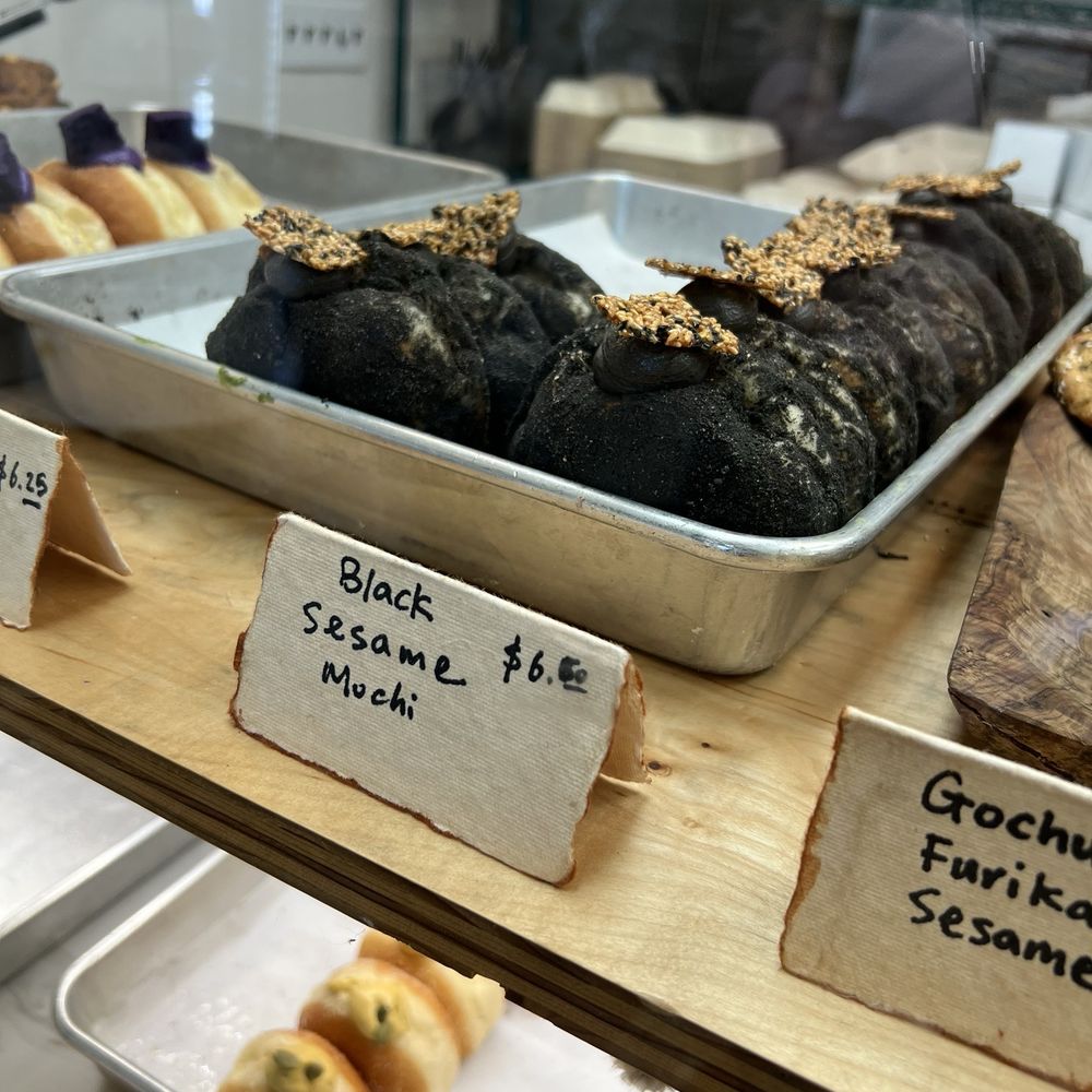 Doughweime - Donuts - Bakeries Near Me - Union City, California