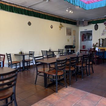 Shangri-La Buddha Vegan - Interior - Vegan Near Me - Albany, California