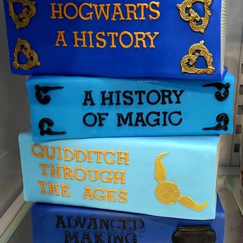 Lesley's Creative Cakes - Lovely Ravenclaw blue - Bakeries Near Me - MESA, Arizona