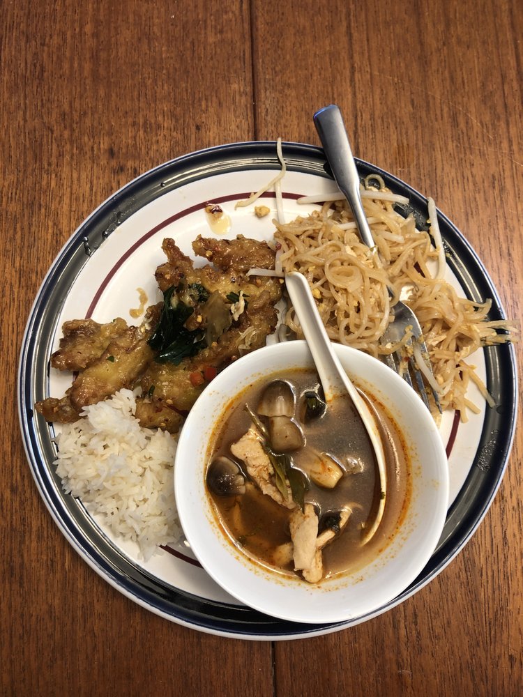 Bai Tong Thai Restaurant - Tukwila