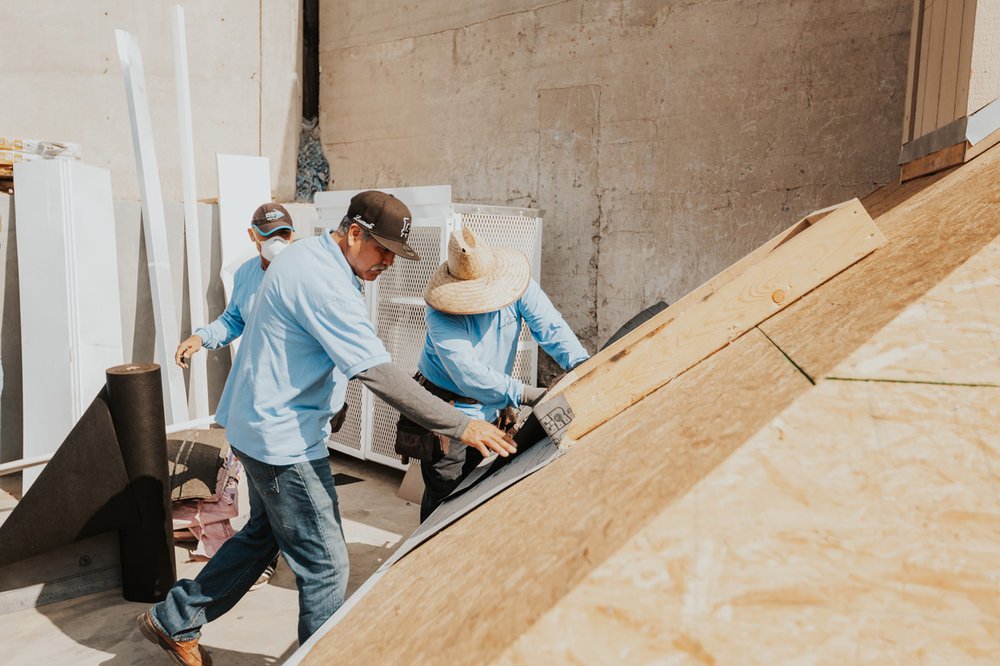 Slide of Roof Repair Specialist