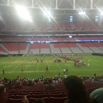 State Farm Stadium - Chilling at the Cardinals Training - Stadiums & Arenas Near Me - Glendale, Arizona
