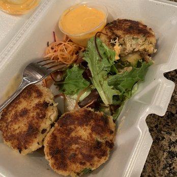 Mon Jin Lau - Crab cakes with a Spicy Mayo sauce to dip - Asian Fusion Near Me - Troy, Michigan Mon Jin Lau - Crab cakes with a Spicy Mayo sauce to dip - Asian Fusion Near Me - Troy, Michigan