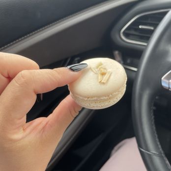 Le Bon Macaron - Almond - Coffee & Tea Near Me - Ann Arbor, Michigan