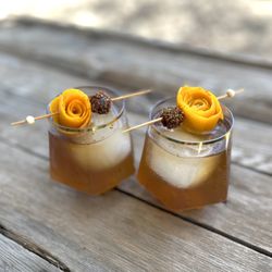 Shake Rattle & Roll Mobile Bar - Hot Honey Old Fashioned