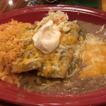 Rancho Corona - Enchiladas Verdes with shredded chicken. The chicken was a little dry - big chunks that couldn't absorb the sauce. - Mexican Near Me - Northborough, Massachusetts Rancho Corona - Enchiladas Verdes with shredded chicken. The chicken was a little dry - big chunks that couldn't absorb the sauce. - Mexican Near Me - Northborough, Massachusetts