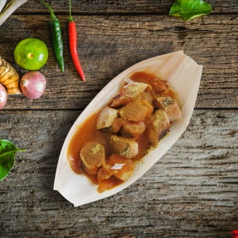 Wurst & Moritz - Leckere Currywurst mit diversen Saucen - Curry Sausage Near Me - Bern, BE