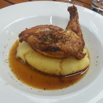 Chez Max - Supreme de poulet - French Near Me - Dublin, D