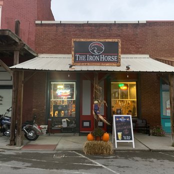 The Iron Horse - Front facade - Pizza Near Me - Wartrace, Tennessee The Iron Horse - Front facade - Pizza Near Me - Wartrace, Tennessee