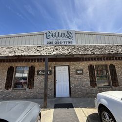 Bellue's Fine Cajun Cuisine - Front of building