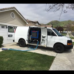 This is the sophisticated carpet cleaning machine that he uses. Very impressive. Nice work. This is the sophisticated carpet cleaning machine that he uses. Very impressive. Nice work.