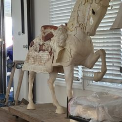 Blue Collar Moving - They moved a bulky, life sized hand carved horse easily.