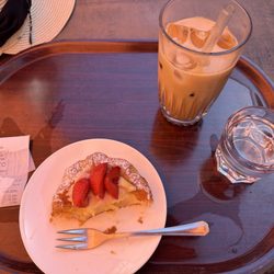 Hollandia - Strawberry danish