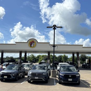 Buc-ee's - Gas Stations Near Me - Madisonville, Texas Buc-ee's - Gas Stations Near Me - Madisonville, Texas