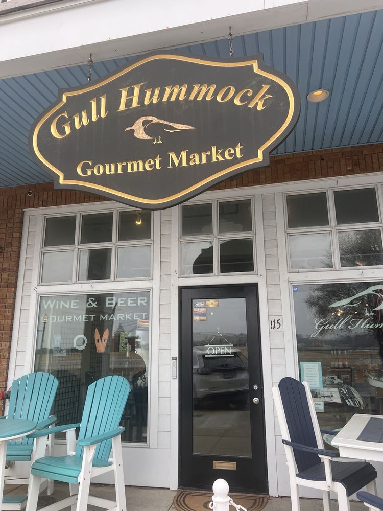 Gull Hummock Gourmet Market Logo
