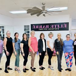 Elite Barre Fitness Studio - Sunday Pilates Girls, love those smiles:)