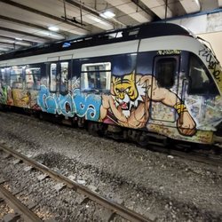 Circumvesuviana Napoli-Garibaldi - Epic trains.