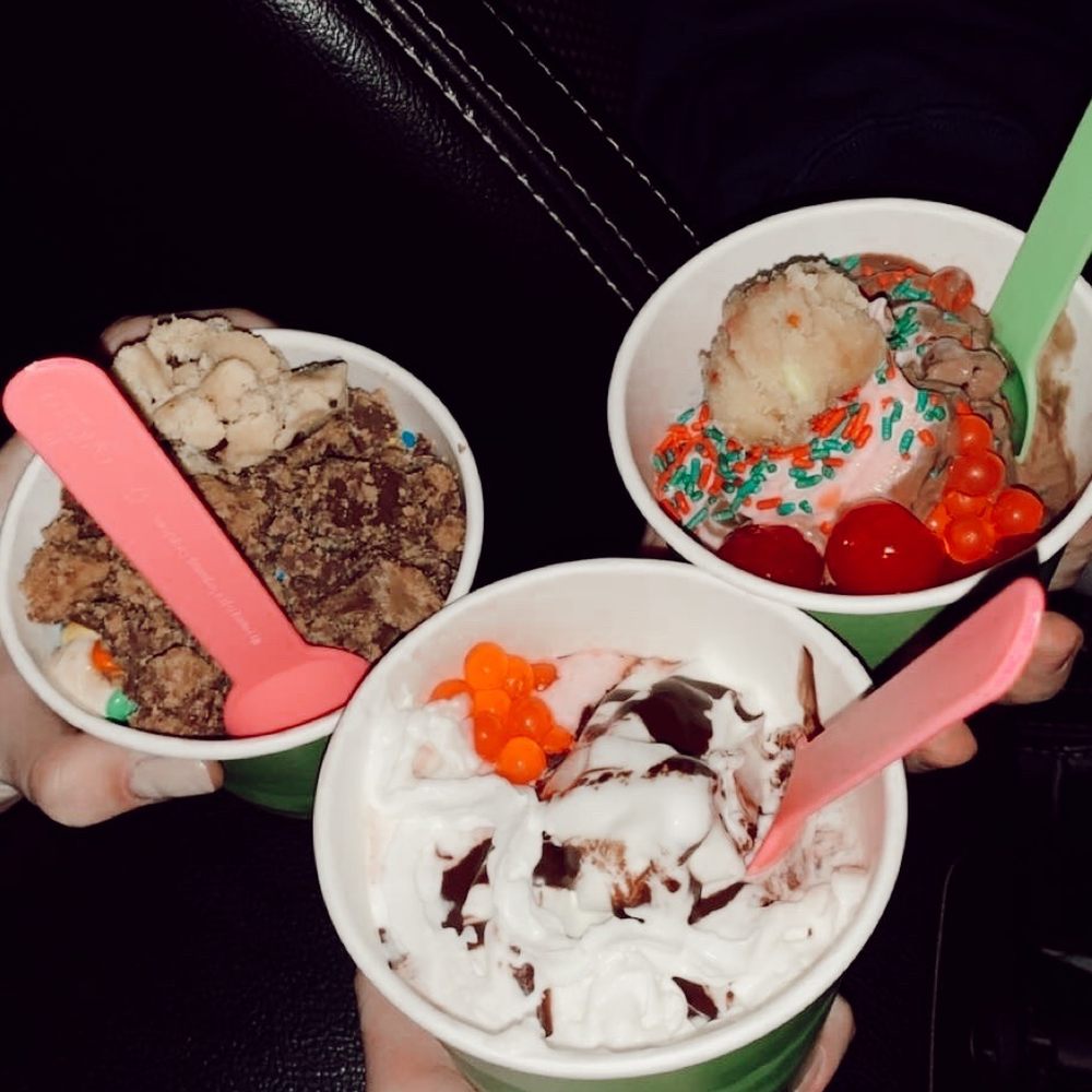 Kiwi Yogurt - Medium Frozen Yogurt - Ice Cream & Frozen Yogurt Near Me - Moorestown, New Jersey Kiwi Yogurt - Medium Frozen Yogurt - Ice Cream & Frozen Yogurt Near Me - Moorestown, New Jersey